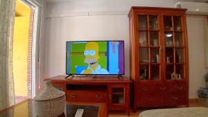 TV a/nebo společenská místnost v ubytování EL Refugio Del Mar