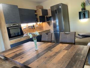 Cucina o angolo cottura di Csicsergő ház Orfű