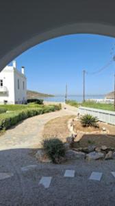 Foto da galeria de Thomas Villas on the beach Katapola em Katápola