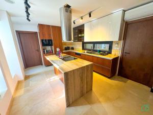 Η κουζίνα ή μικρή κουζίνα στο The Perfect Beach house in Hammamet