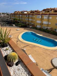 Basen w obiekcie Tenerife PLAYA LA ARENA lub w pobliżu