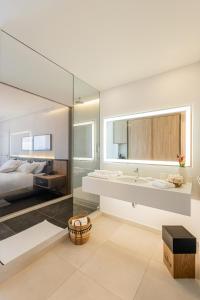 Letto o letti in una camera di The View - Saint George Hotel