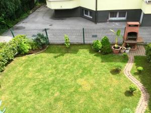 Zahrada ubytování Apartments Corina