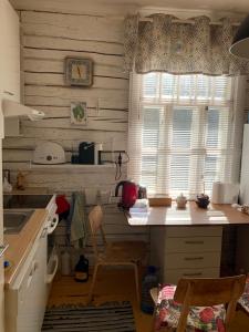 Η κουζίνα ή μικρή κουζίνα στο Jõevaara Veskitalu