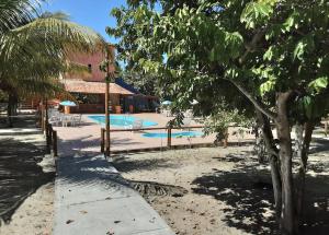 Kolam renang di atau dekat dengan Patipe Praia Hotel