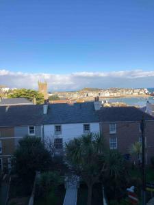 Billede fra billedgalleriet på Dixies View - 2 bed apartment - Central St Ives i St Ives