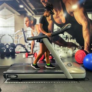 Fitness centrum a/nebo fitness zařízení v ubytování Hotel Aladino