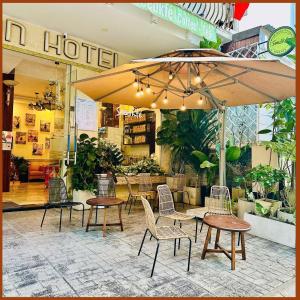 Restaurace v ubytování Nam Xuan Premium Hotel