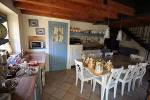 Kuchyň nebo kuchyňský kout v ubytování B&B I fiori di Marianna