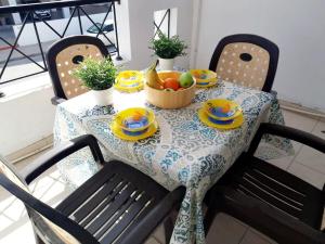 Imagen de la galería de Stop! Take a look - 1 bed appt in Oroklini!, en Oroklini