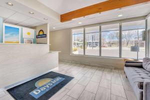 Posezení v ubytování Days Inn by Wyndham Albany SUNY
