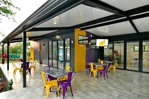 Restoran atau tempat lain untuk makan di SleepOver Punda Maria Gate