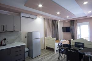 Η κουζίνα ή μικρή κουζίνα στο Hotel Dionysos Polichrono