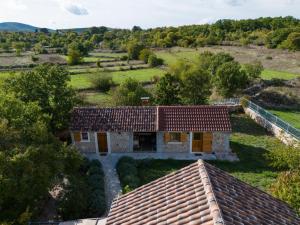 Gallery image of Mediterranean Countryside Retreat in Brštanovo