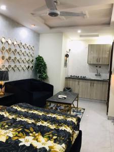 Khu vực ghế ngồi tại Bahria Eiffel View Apartments