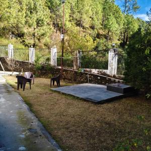 Gallery image of The Nainital Luxury Cotteges in Bhowāli