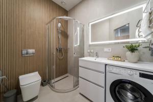 Et badeværelse på DeMar Apart Lilac + 72 billeder