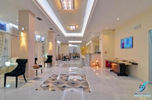 TV a/nebo společenská místnost v ubytování Myrto Hotel