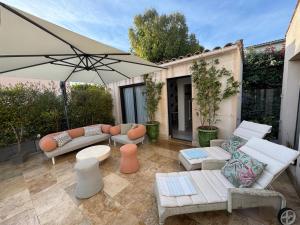 Gallery image of Villa Elimia piscine privée & chauffée in Antibes +16 photos