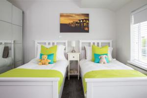 Gallery image of Vikings, West Wittering Home On The Beach in West Wittering