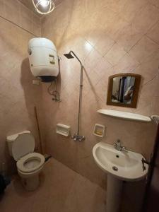 Koupelna v ubytování Kilani Hotel Siwa فندق كيلاني سيوة