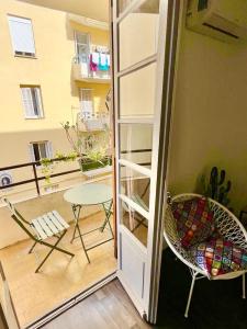 Ban công/sân hiên tại Ajaccio centre ville joli T2 Grandval