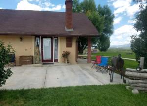 Το κτήριο όπου στεγάζεται  η παραθεριστική κατοικία