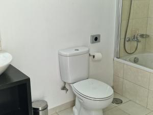 Zdjęcie z galerii obiektu RFB Sal Properties T1 Premium w mieście Santa Maria