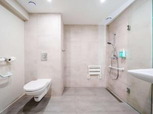 Koupelna v ubytování Novotel Saint Avold