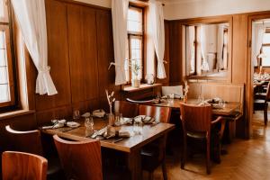 Εστιατόριο ή άλλο μέρος για φαγητό στο Krone Geradstetten