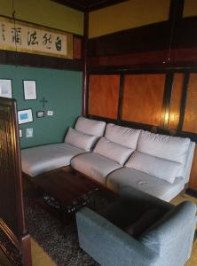 Posezení v ubytování 駅前宿舎 禪 shared house zen