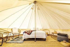 约书亚树Unique Joshua Tree Glamping Retreat with Pool Ideal for Adventurous Getaways in California的相册照片