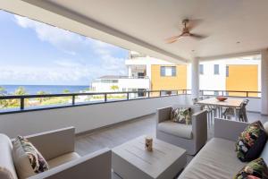 Χώρος καθιστικού στο The Shore at Blue Bay Golf & Beach Resort