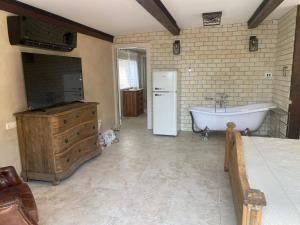 Gallery image of Dona Castle in Tiberias +135 photos