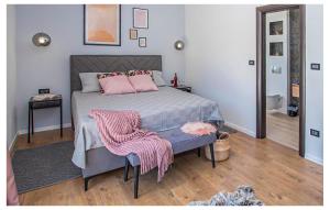 Una cama o camas en una habitación de Stunning Home In Labin 9 fotos más