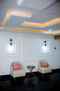 Φωτογραφία από το άλμπουμ του Rosevilla Luxury Suites στο Ενούγκου