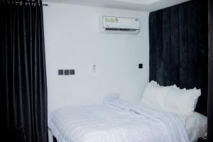 Φωτογραφία από το άλμπουμ του Rosevilla Luxury Suites στο Ενούγκου