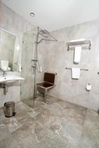 Vannituba majutusasutuses NJ Hotel Rabat