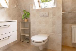 Ένα μπάνιο στο 50013...