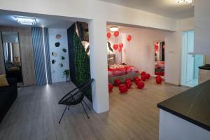 Μια τηλεόραση ή/και κέντρο ψυχαγωγίας στο Aviator Apartament Beta