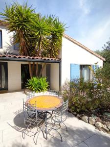 Photo de la galerie de l'établissement Abberoad en Provence, à Fontvieille 17 autres photos