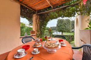 Mad i feriehuset eller i nærheden