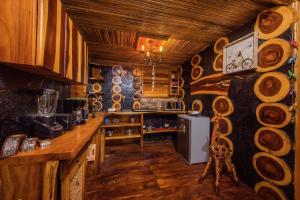 Küche/Küchenzeile in der Unterkunft Ocho Artisan Bungalows