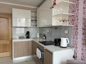 Imagen de la galería de Fresh&Cozy apartment, parking free, 15 min walk to center, en Riga
