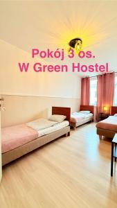 Postel nebo postele na pokoji v ubytování Green Hostel + 13 fotografií