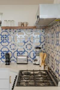 Kuchyň nebo kuchyňský kout v ubytování BAYSlDE- Exclusive 2 BDR by Casa Paraiso