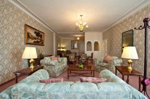 Hotel Alameda Grand的休息区