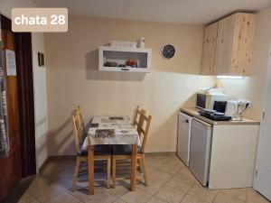 Cuina o zona de cuina de Chatky U Davida Máchovo jezero