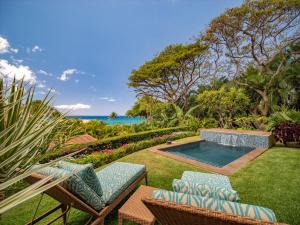 Bazén v ubytování Ultra Luxury Solara Luxe Pool Villa D101, Newly Renovated, Sleeps 8! nebo v jeho okolí