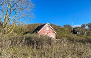 Φυσικό τοπίο κοντά σε αυτή η παραθεριστική κατοικία +11 φωτογραφίες